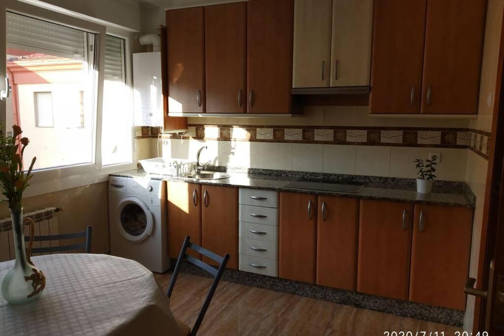 Piso Cerca De Playa Samil Apartment Виго Екстериор снимка